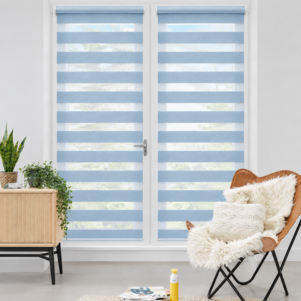 Poederblauw zebragordijn
